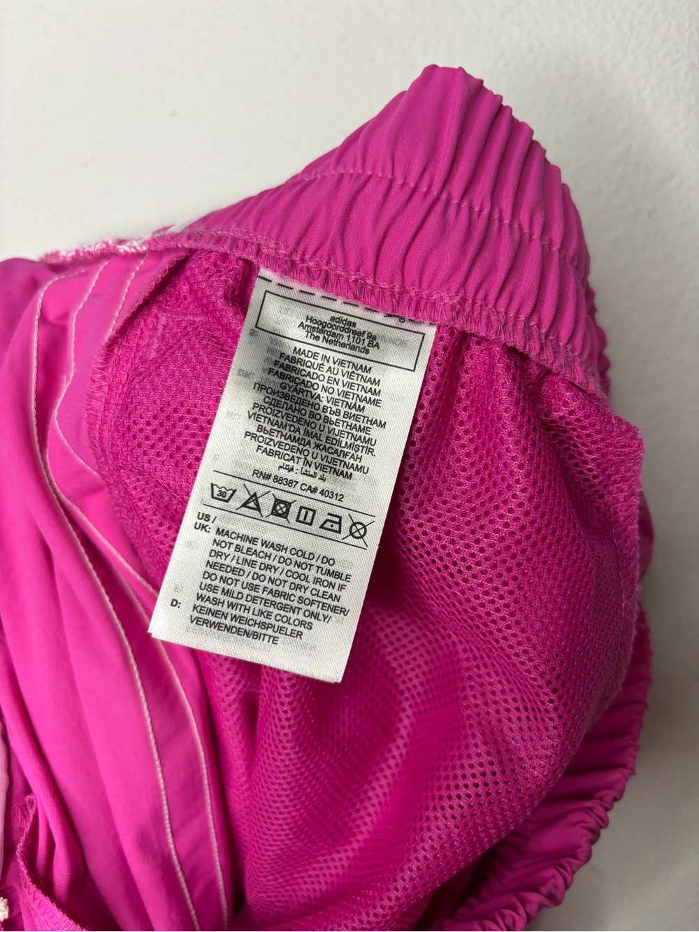 ADIDAS NWT PINK WIDE LEG WINDBREAKER TRACK PANTS SZ MEDIUM - Picture 7 of 7